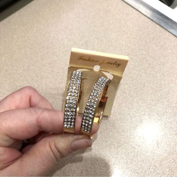 Fashion Jewelry Gold Rhinestone Hoop Earrings (A)12 - Picture 2 of 6